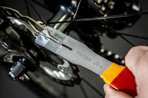 Unior Brake Lever Tool & Sinter Brake Pads Kit
